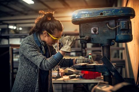 Learn Industrial Tools Usage: Types, Applications, and Safety Essentials